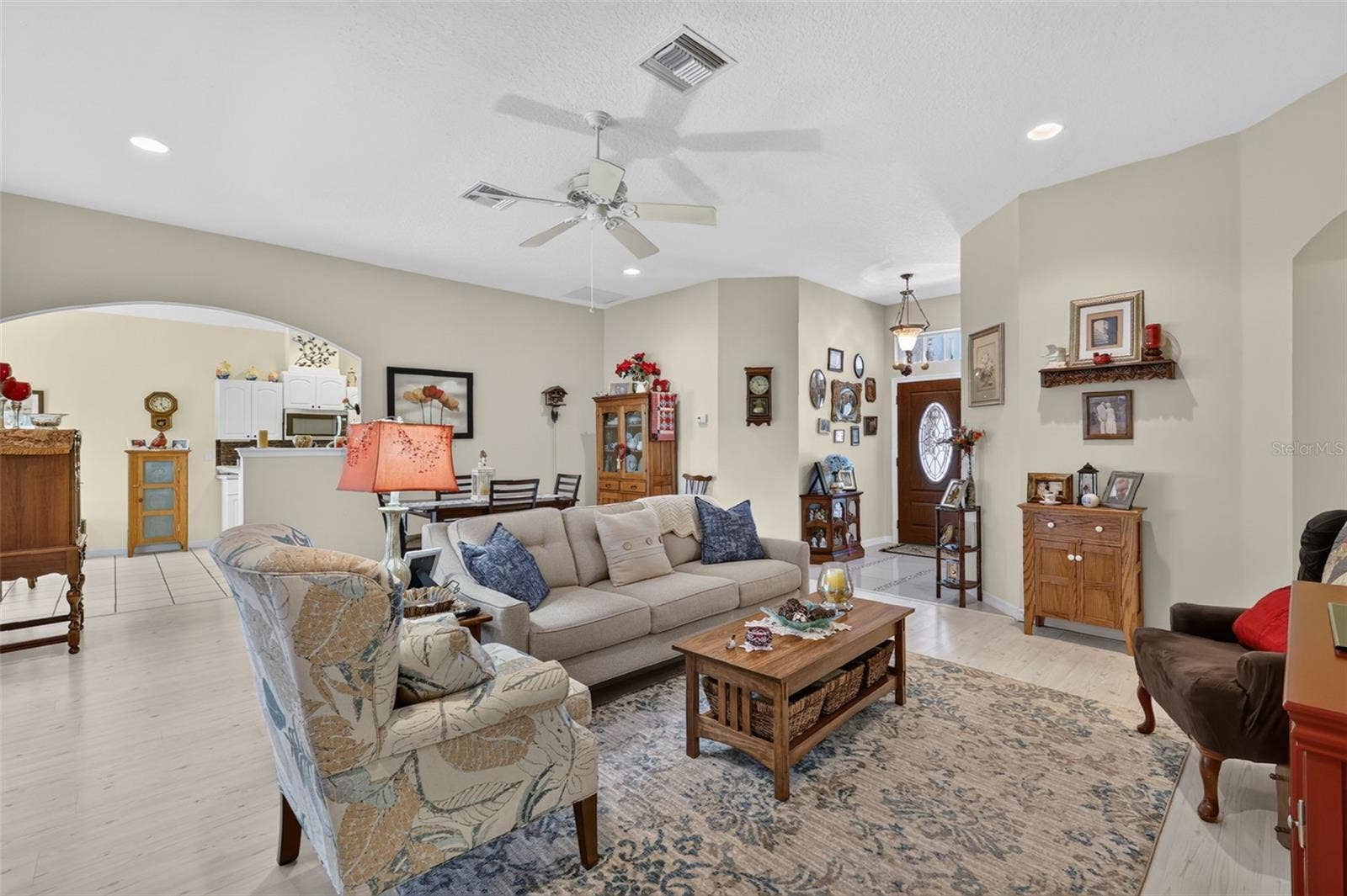 5138 AURORA DRIVE, Leesburg, FL 34748 5138 AURORA DRIVE, Leesburg, FL 34748