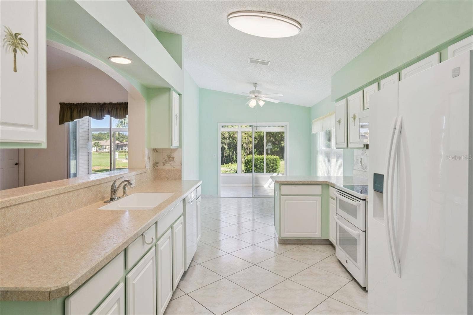 439 GRAND VISTA TRAIL, Leesburg, FL 34748 439 GRAND VISTA TRAIL, Leesburg, FL 34748