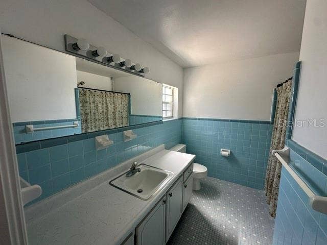 530 N ALEXANDER STREET, Mount Dora, FL 32757 530 N ALEXANDER STREET, Mount Dora, FL 32757