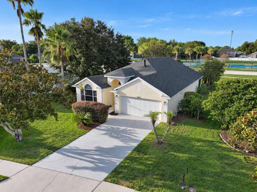 Property photo for 2813 MAYFLOWER LOOP, Clermont, FL