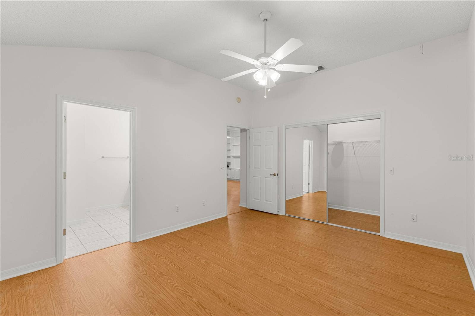 1232 CABELLA CIRCLE, The Villages, FL 32159 Primary Bedroom