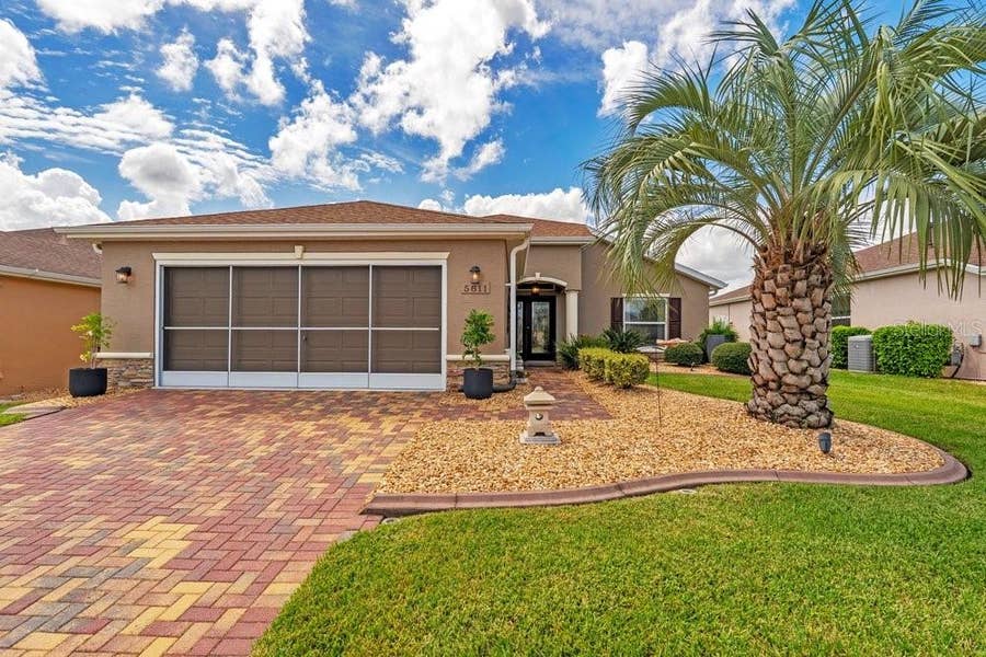 Property photo for 5811 GREENBRIAR LOOP, Leesburg, FL