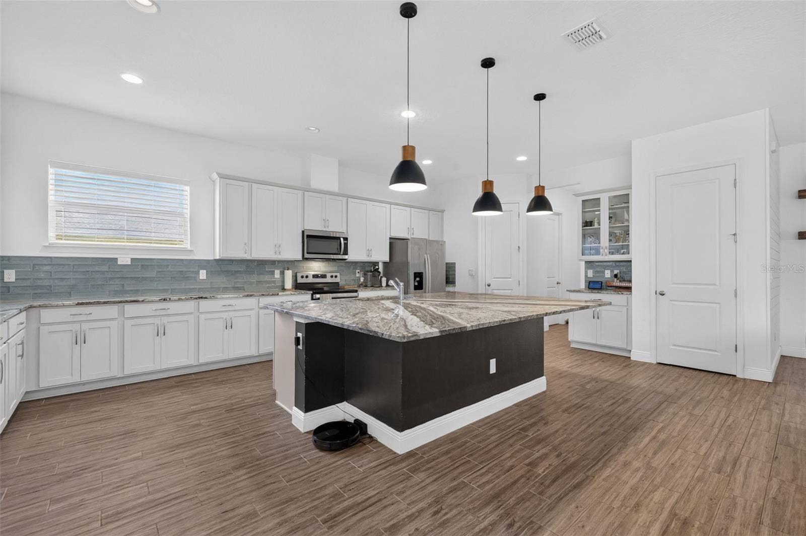 30308 ISLAND CLUB DRIVE, Tavares, FL 32778 30308 ISLAND CLUB DRIVE, Tavares, FL 32778