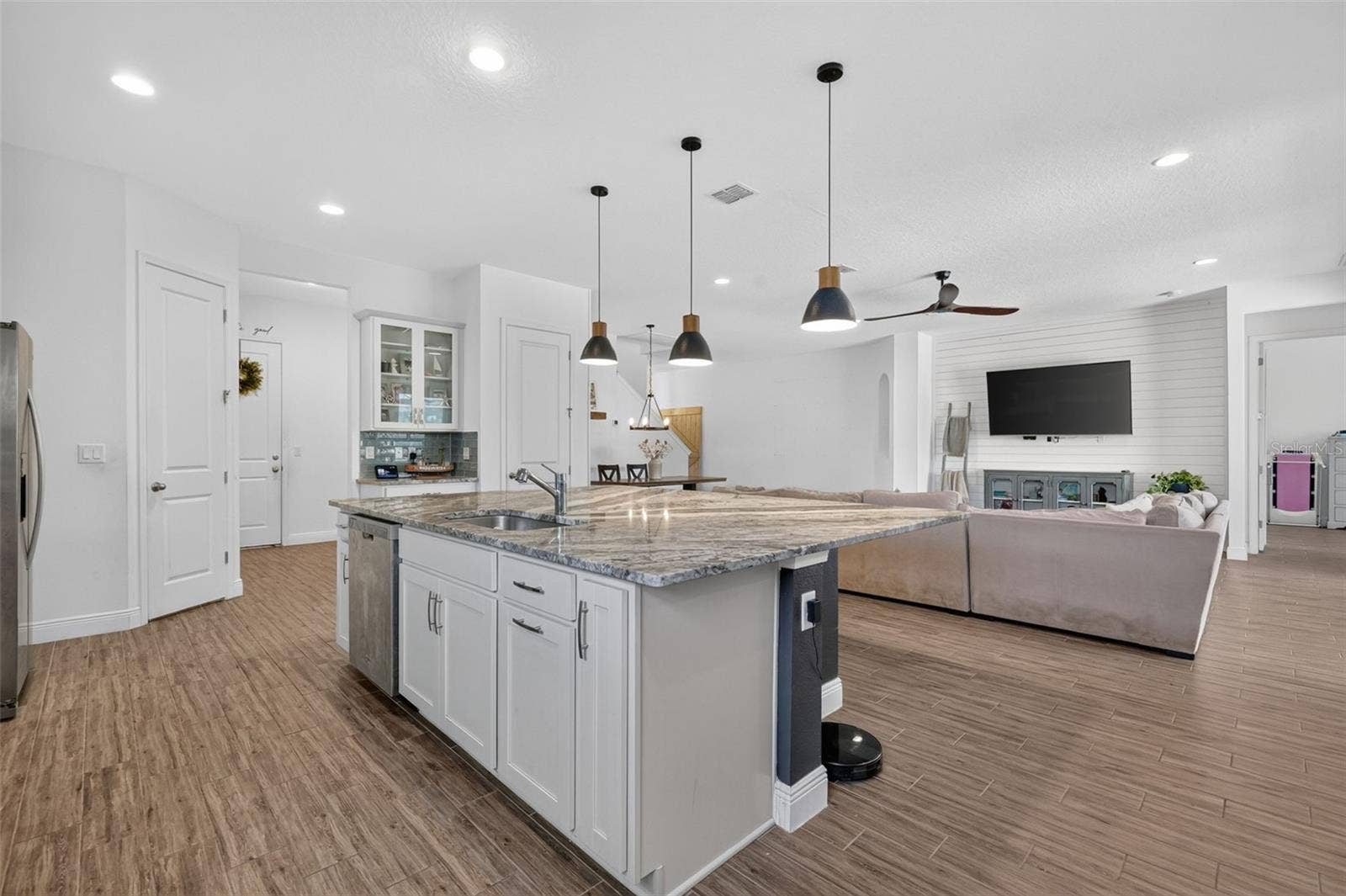 30308 ISLAND CLUB DRIVE, Tavares, FL 32778 30308 ISLAND CLUB DRIVE, Tavares, FL 32778
