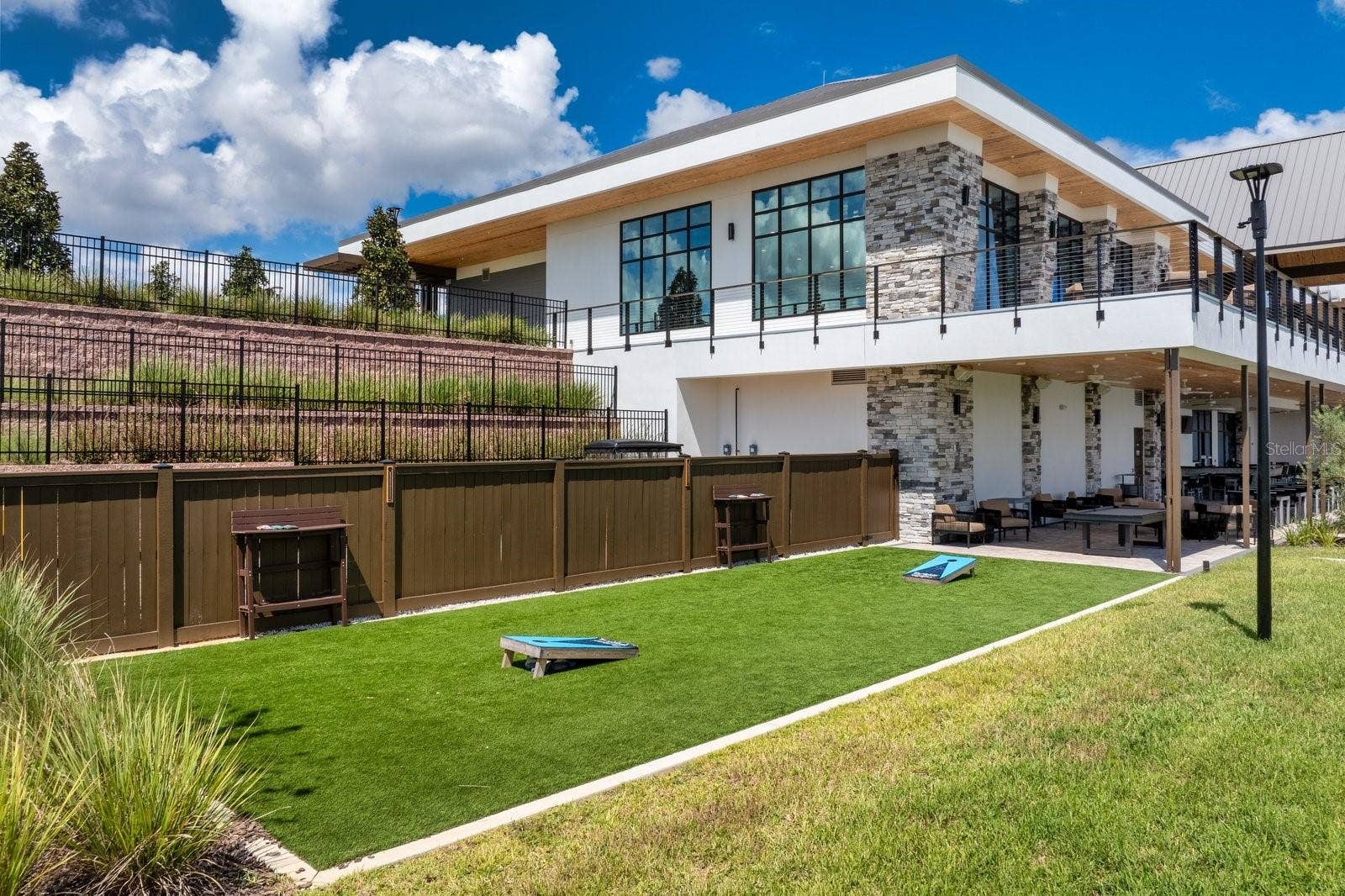 1323 ORANGE VALLEY ROAD, Minneola, FL 34715 Community Cornhole