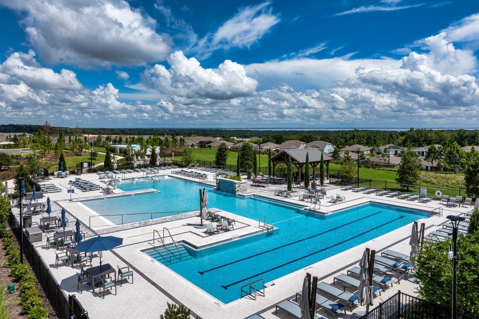 1323 ORANGE VALLEY ROAD, Minneola, FL 34715 Zero Entry Pool
