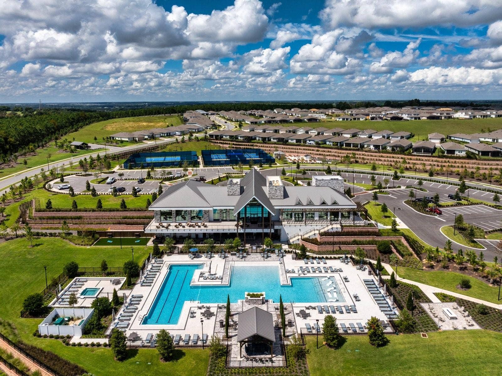 1323 ORANGE VALLEY ROAD, Minneola, FL 34715 The Vista Club