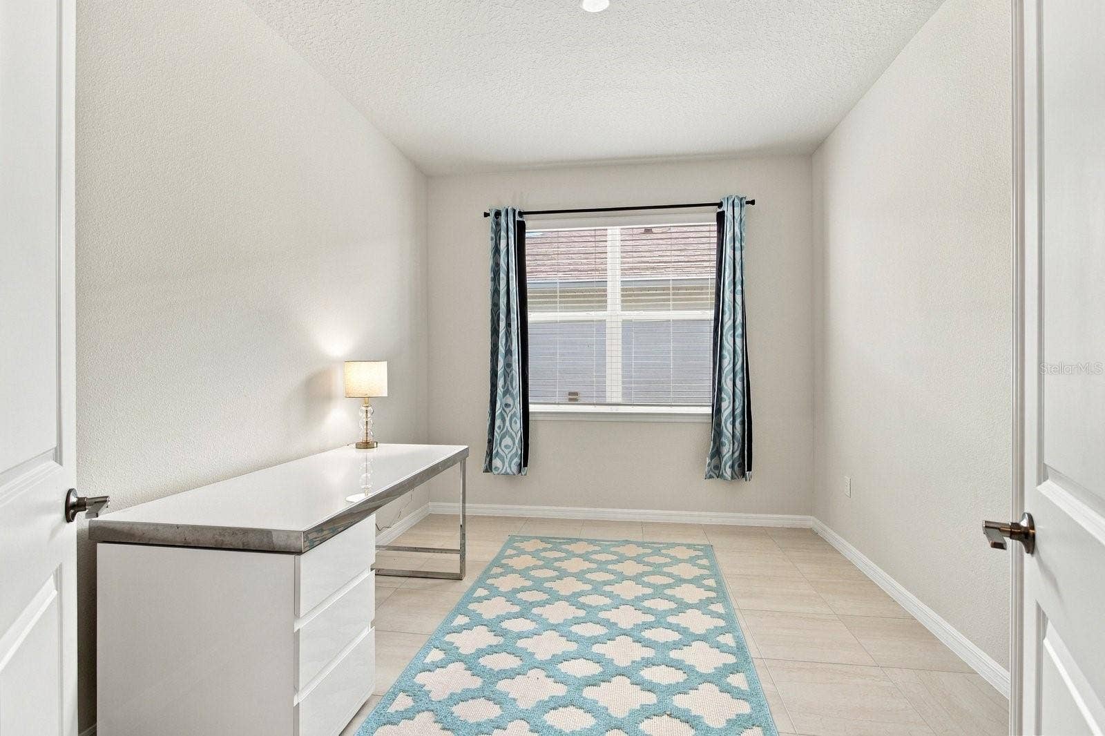 1323 ORANGE VALLEY ROAD, Minneola, FL 34715 Flex Room with Double Doors