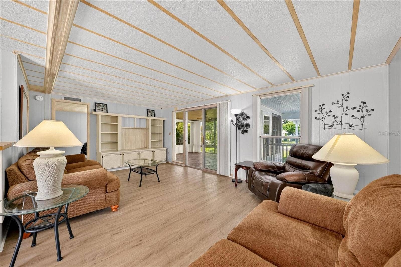 709 BENGAL AVENUE, Tavares, FL 32778 709 BENGAL AVENUE, Tavares, FL 32778