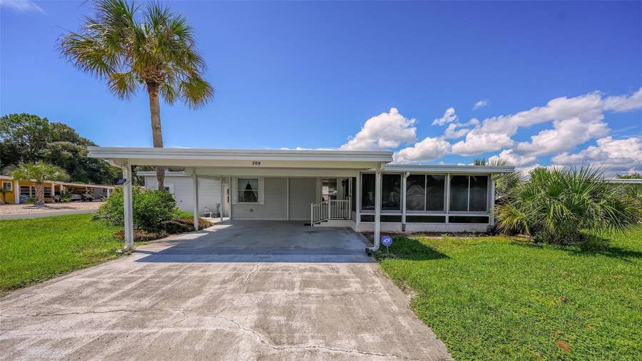 Property photo for 709 BENGAL AVENUE, Tavares, FL
