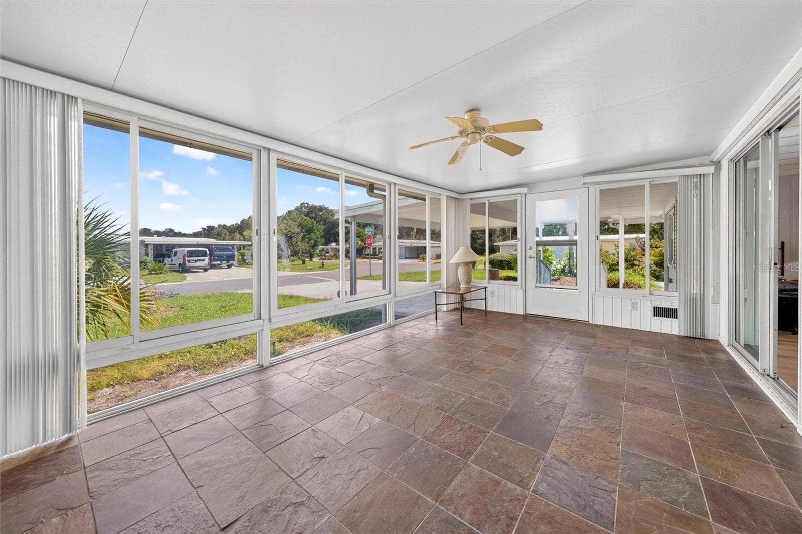 709 BENGAL AVENUE, Tavares, FL 32778 Air-Conditioned Florida Room