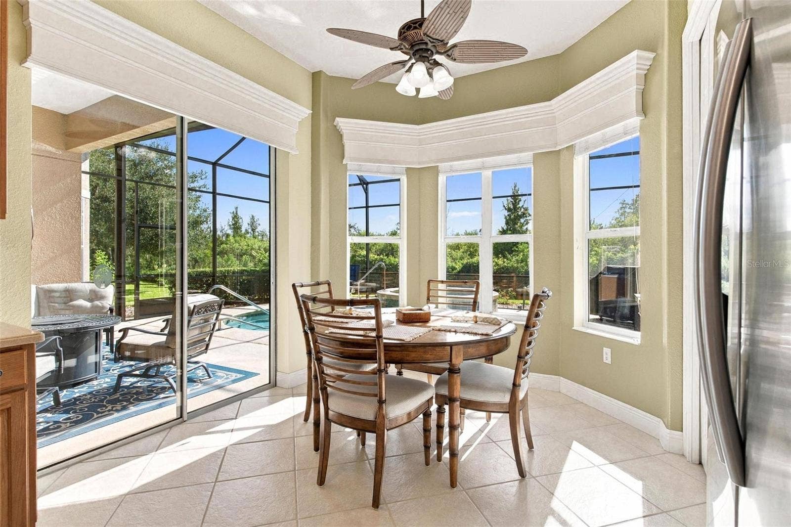 39118 GRIFFIN LANDING, Lady Lake, FL 32159 Dinette space for an additional eating space.