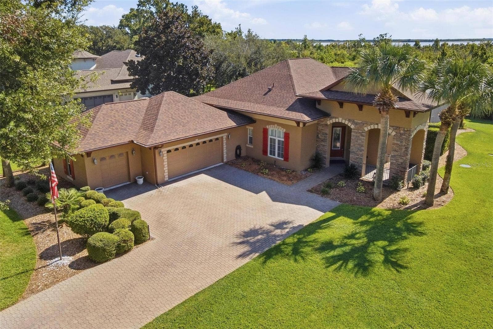 39118 GRIFFIN LANDING, Lady Lake, FL 32159 Ariel of exterior home.