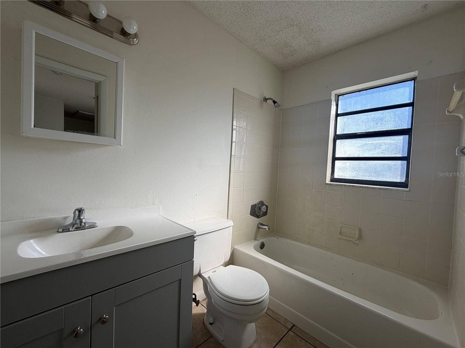 2117 CITRUS BOULEVARD, #5, Leesburg, FL 34748 2117 CITRUS BOULEVARD, #5, Leesburg, FL 34748
