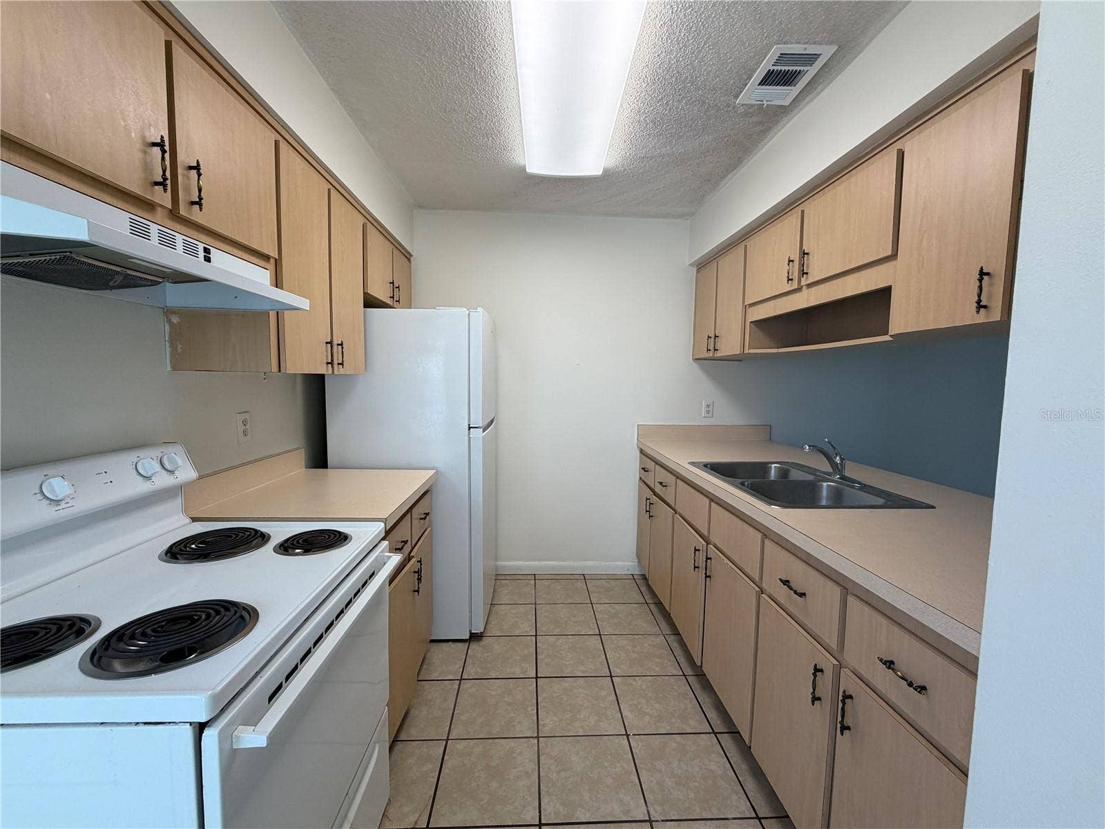 2117 CITRUS BOULEVARD, #5, Leesburg, FL 34748 2117 CITRUS BOULEVARD, #5, Leesburg, FL 34748