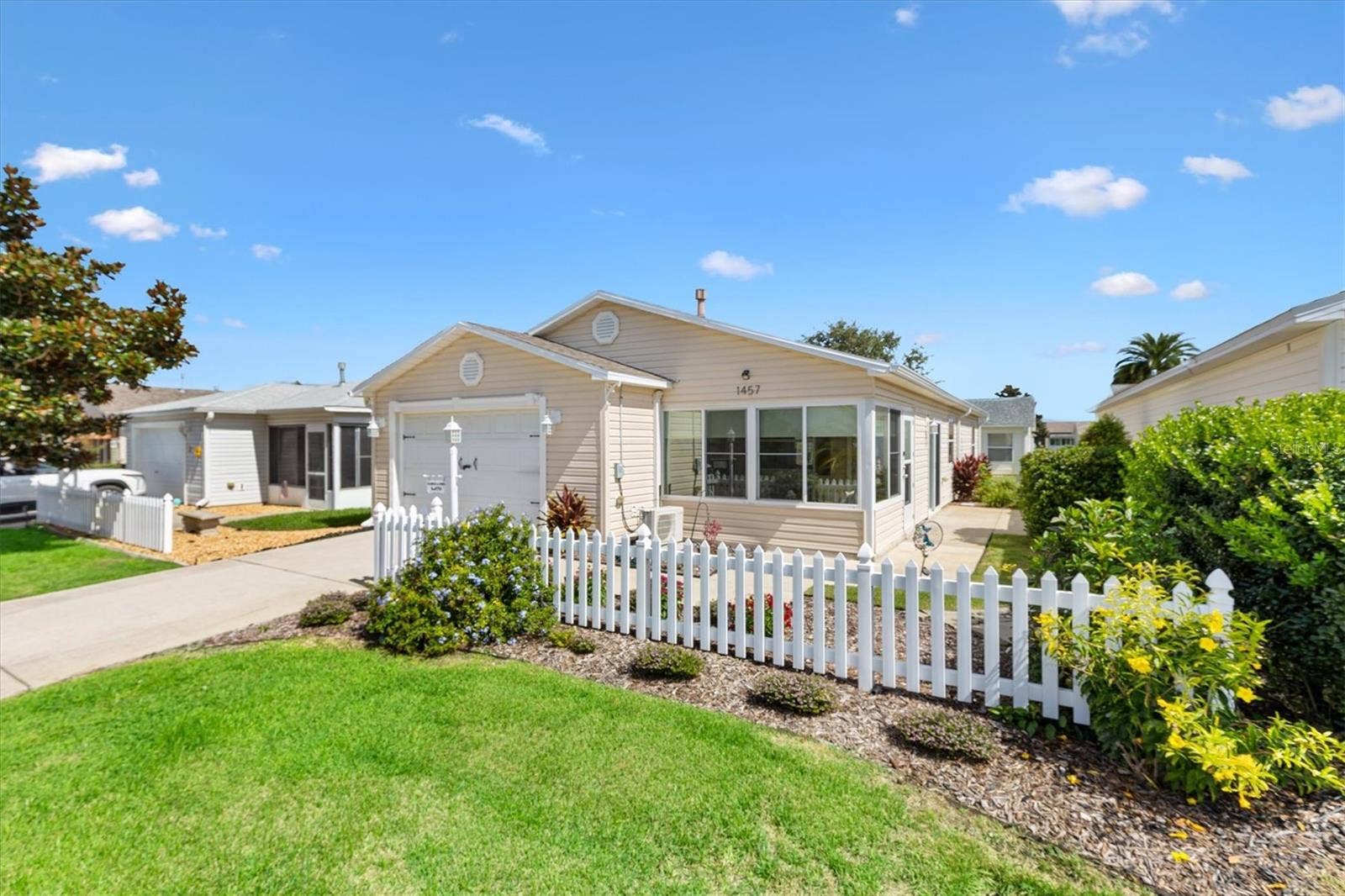 1457 SOTHELL STREET, The Villages, FL 32162 Front