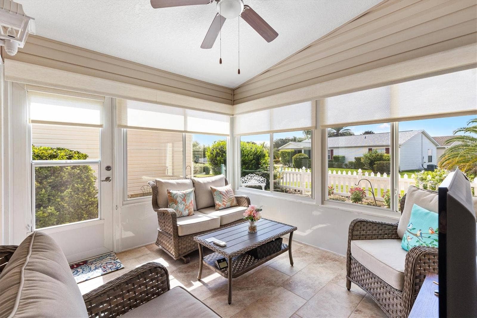 1457 SOTHELL STREET, The Villages, FL 32162 Front Facing Enclosed Lanai