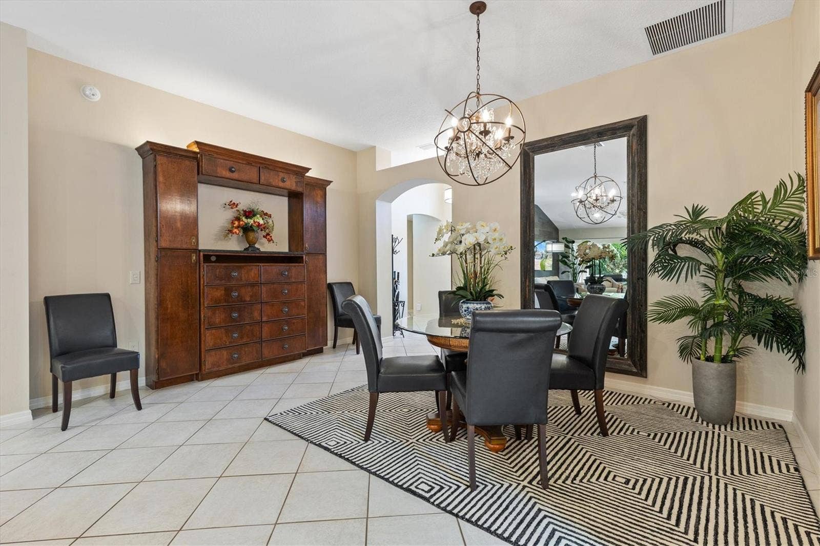 1302 LA ESTRELLITA WAY, The Villages, FL 32162 Dining Room