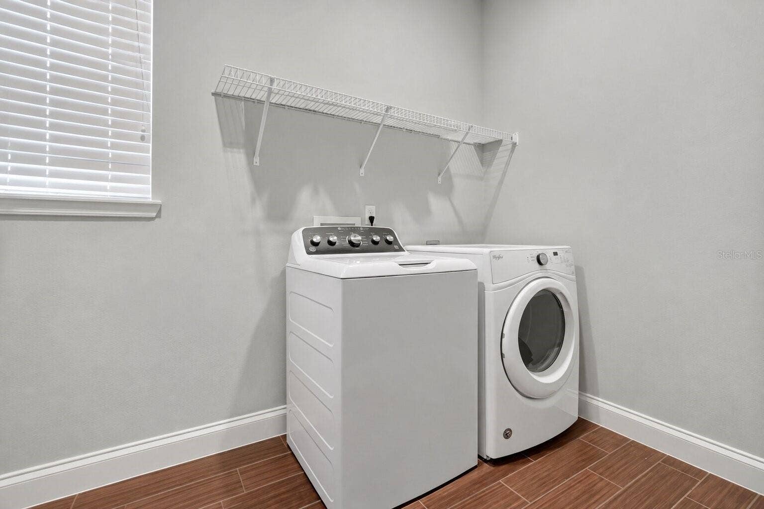 8524 VIVARO ISLE WAY, Windermere, FL 34786 Laundry Room