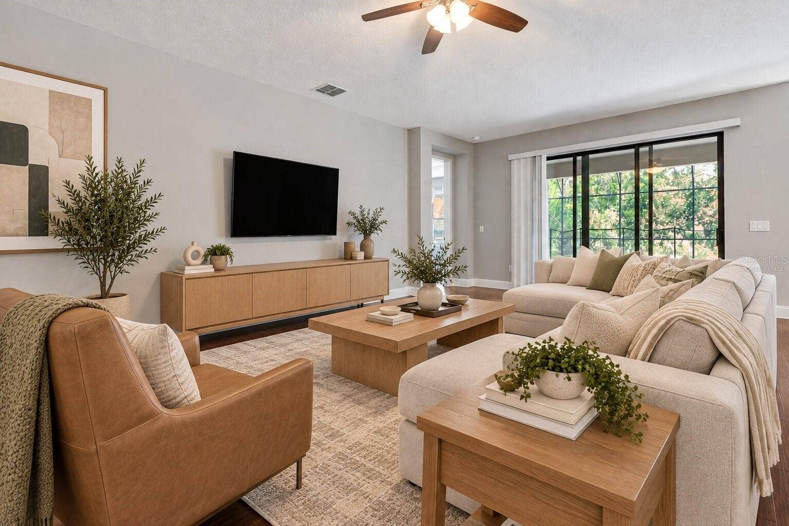 8524 VIVARO ISLE WAY, Windermere, FL 34786 Virtually Staged Living Room