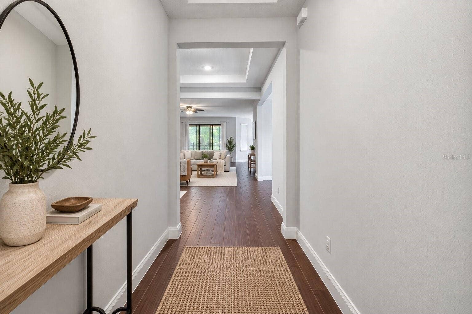 8524 VIVARO ISLE WAY, Windermere, FL 34786 Hallway