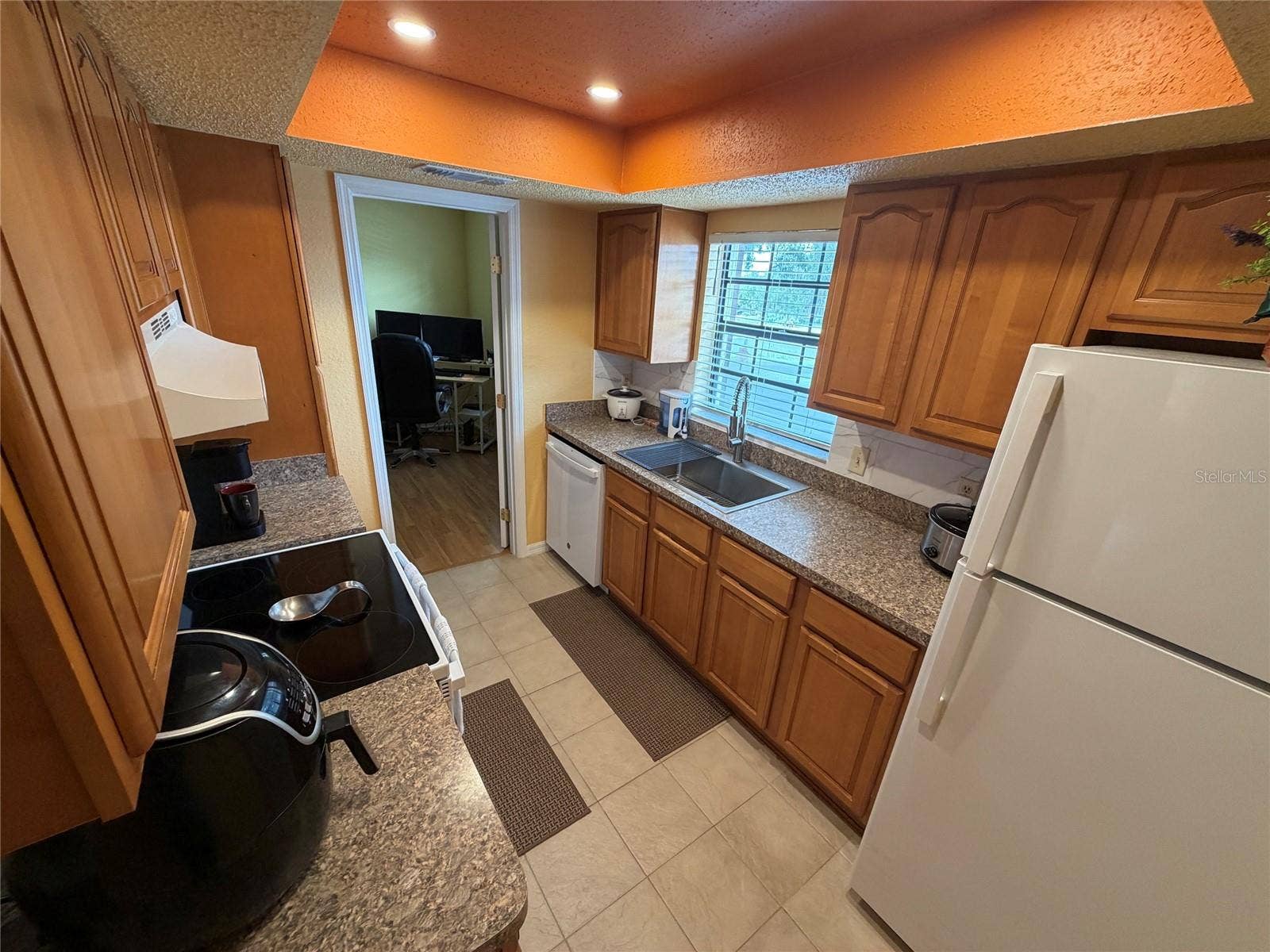 500 NEWELL HILL ROAD, #105B, Leesburg, FL 34748 500 NEWELL HILL ROAD, #105B, Leesburg, FL 34748