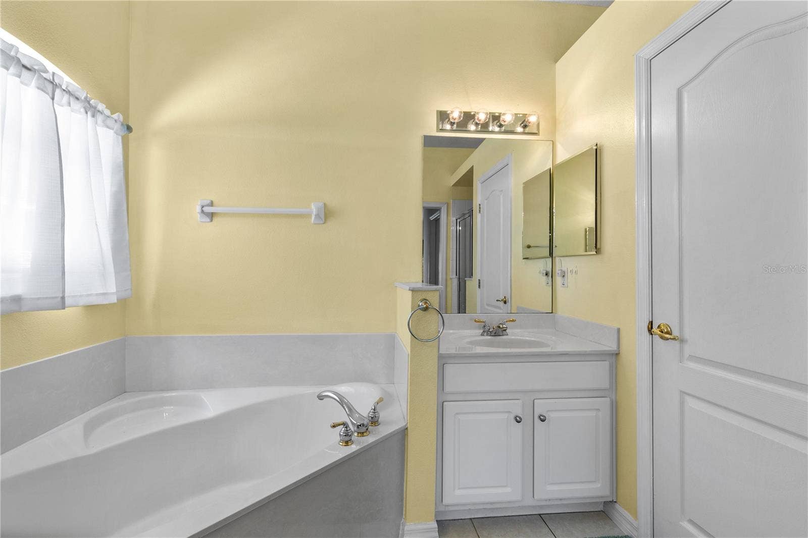 2109 GRAFTON AVENUE, Clermont, FL 34711 2109 GRAFTON AVENUE, Clermont, FL 34711