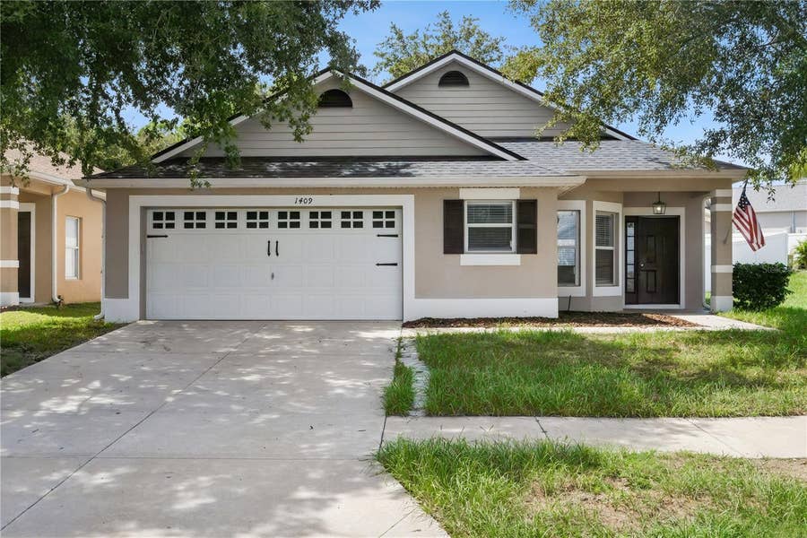 Property photo for 1409 KELLOGG DRIVE, Tavares, FL