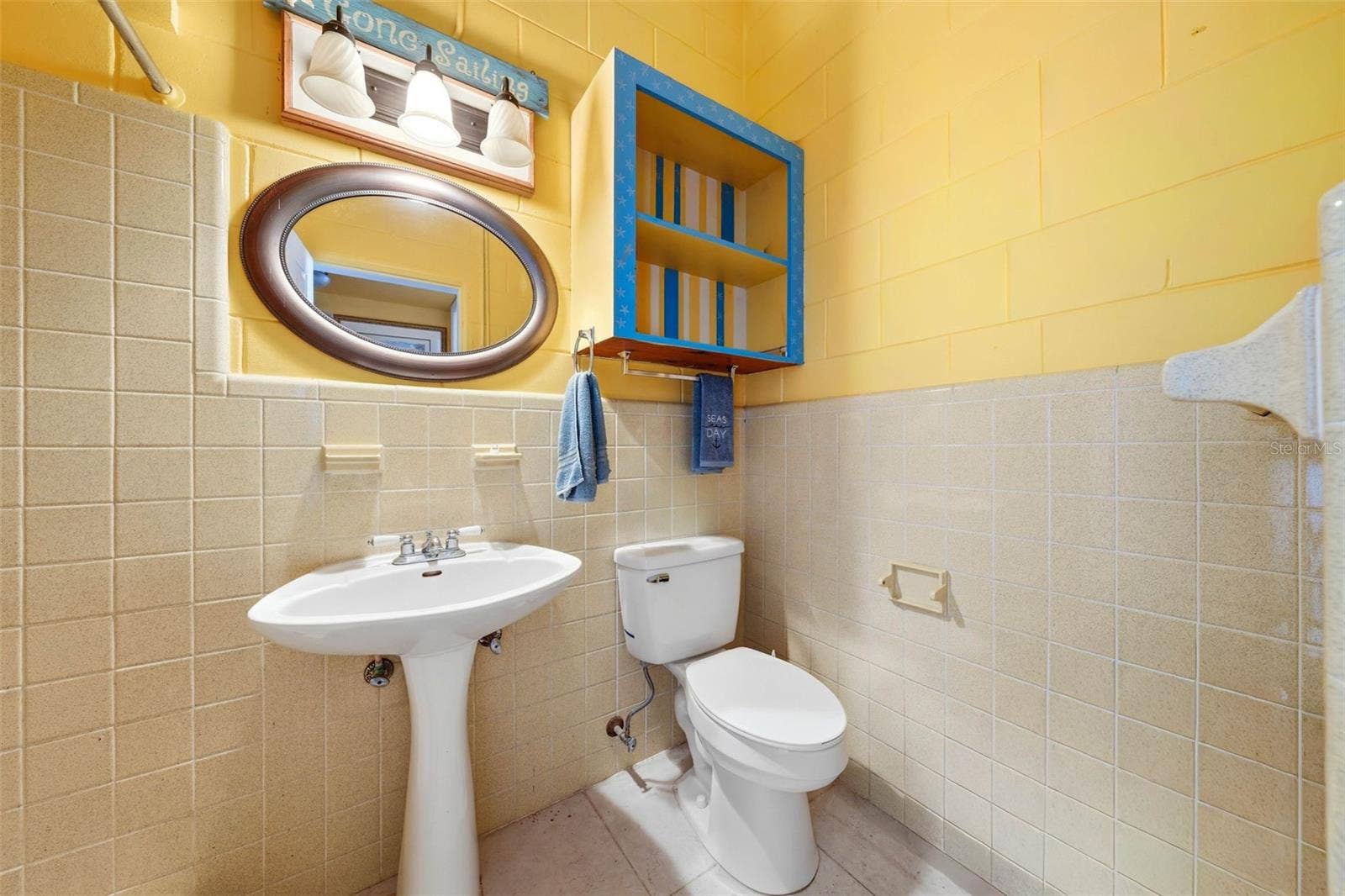 apt bathroom