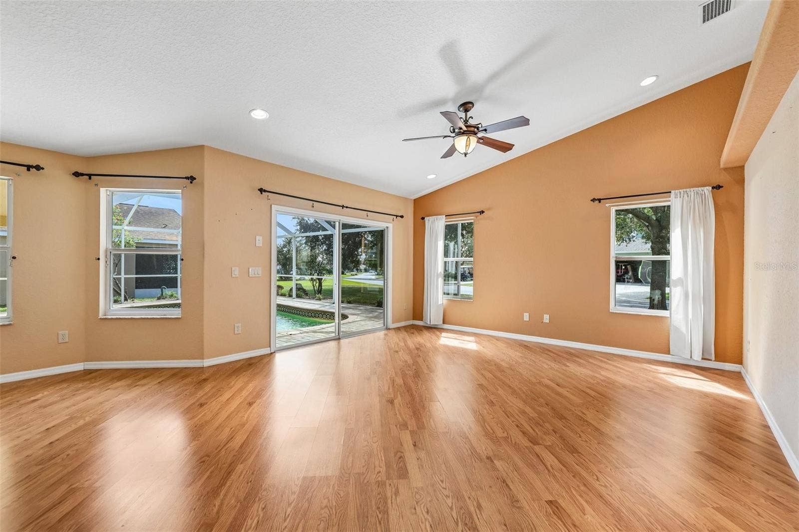 5099 NE 124TH PLACE, Oxford, FL 34484 5099 NE 124TH PLACE, Oxford, FL 34484