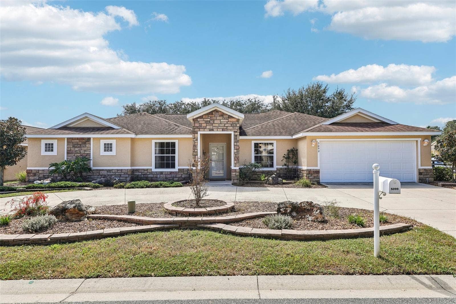 5099 NE 124TH PLACE, Oxford, FL 34484 5099 NE 124TH PLACE, Oxford, FL 34484