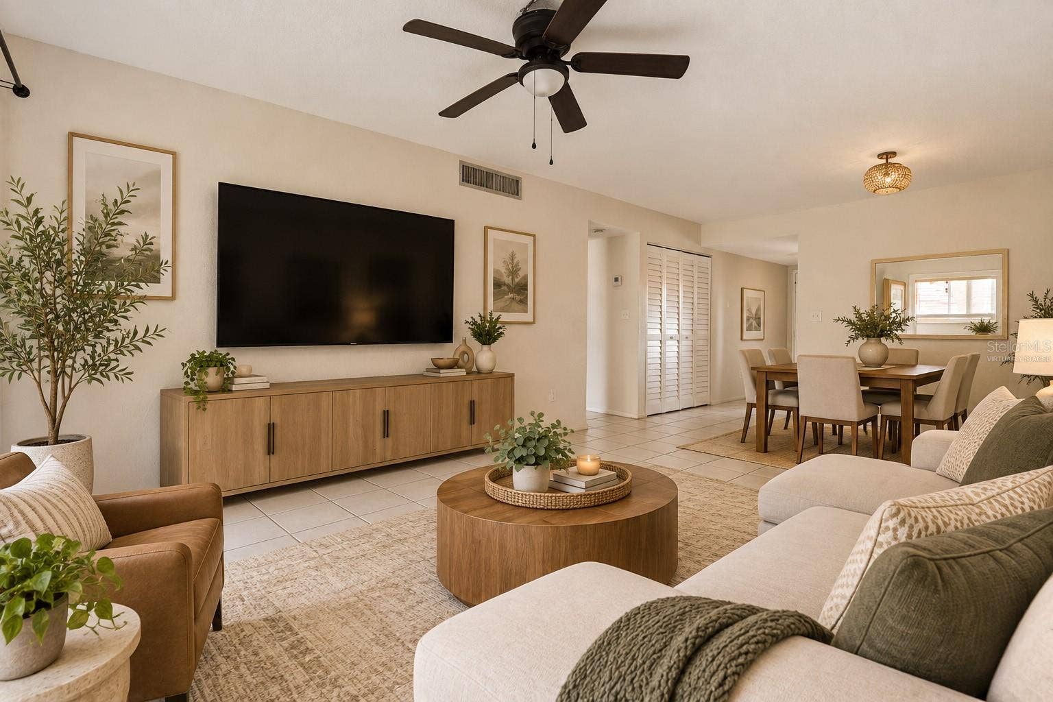 2856 N POWERS DRIVE, #115, Orlando, FL 32818 Living Room - Virtually Staged