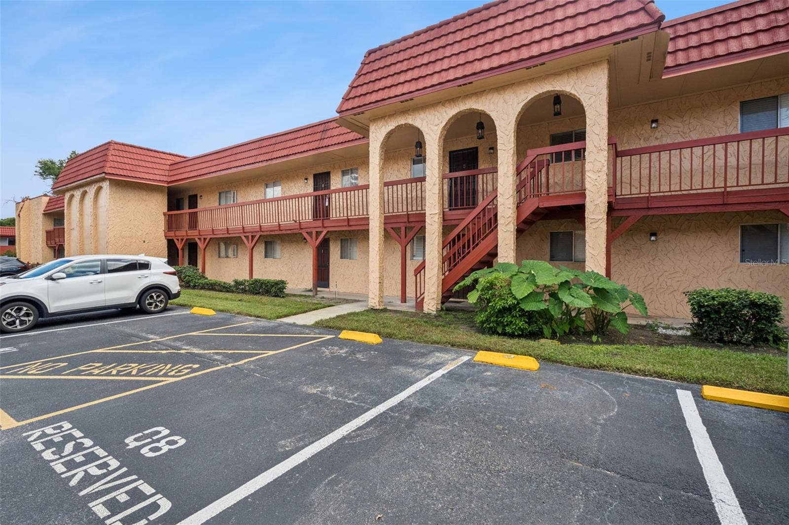 2856 N POWERS DRIVE, #115, Orlando, FL 32818 Building Exterior