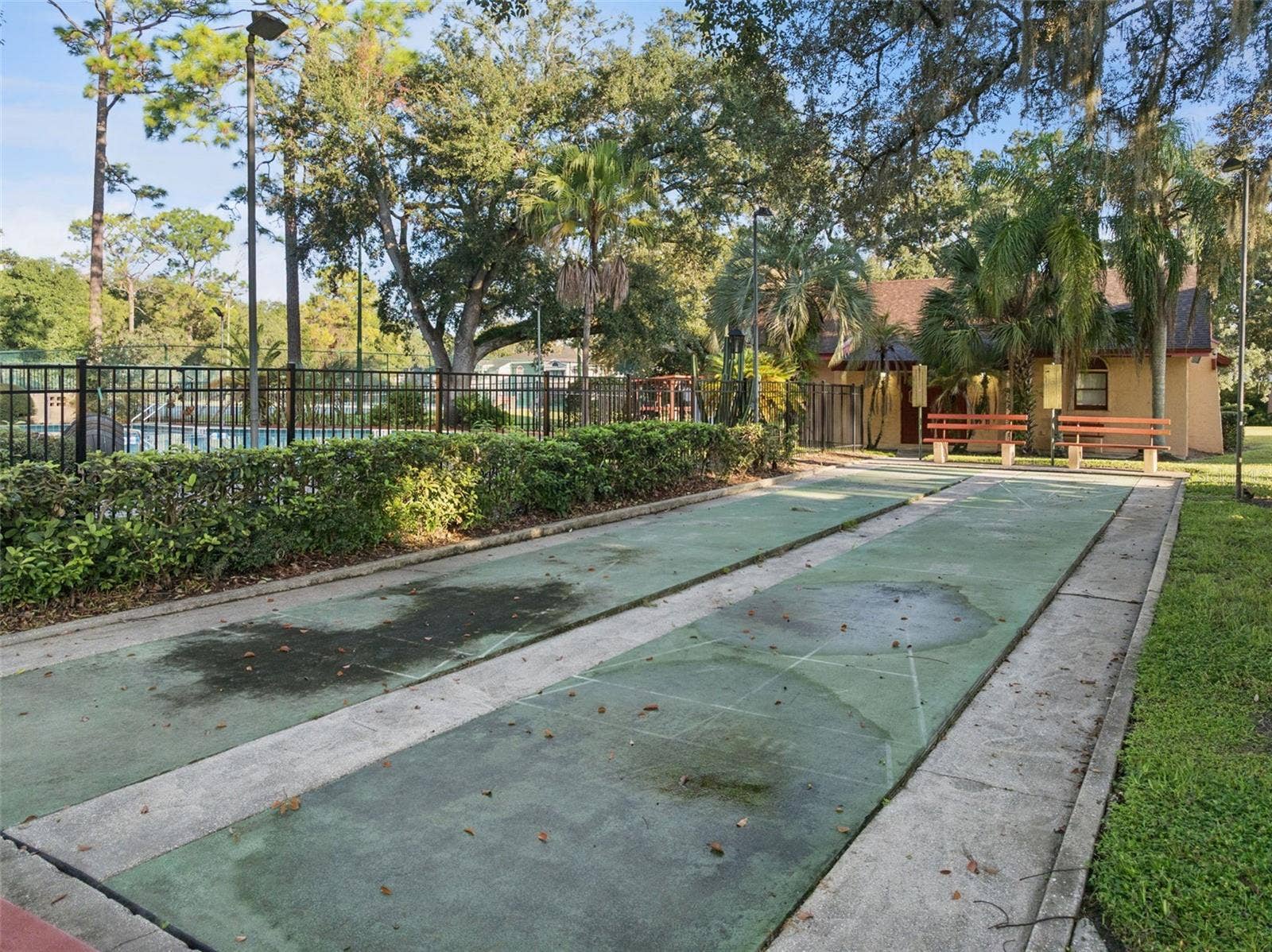 2856 N POWERS DRIVE, #115, Orlando, FL 32818 Shuffleboard Court