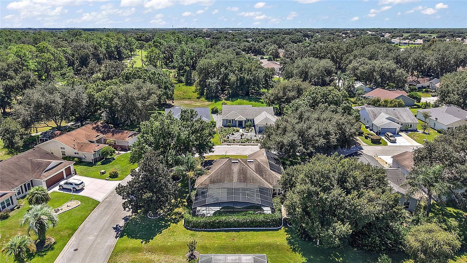 3916 MANOR OAKS COURT, Leesburg, FL 34748 3916 MANOR OAKS COURT, Leesburg, FL 34748
