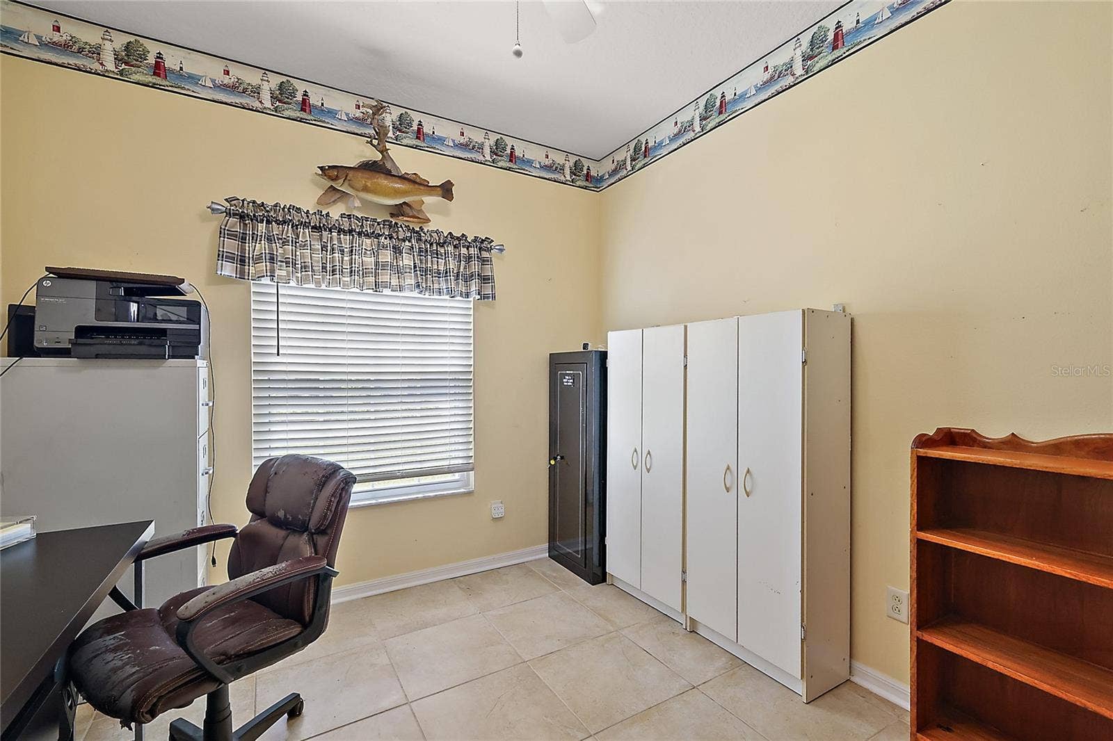 3916 MANOR OAKS COURT, Leesburg, FL 34748 office