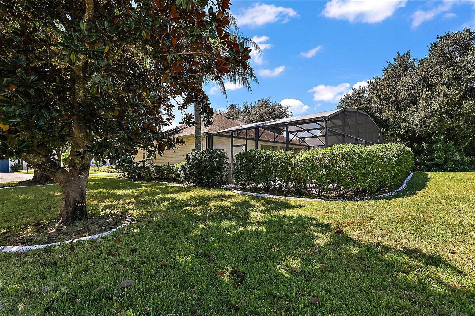 3916 MANOR OAKS COURT, Leesburg, FL 34748 3916 MANOR OAKS COURT, Leesburg, FL 34748