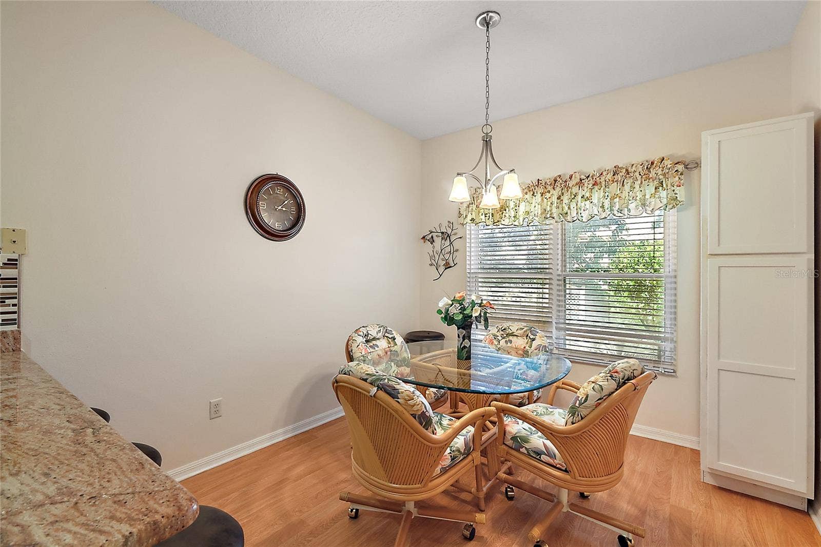 3916 MANOR OAKS COURT, Leesburg, FL 34748 3916 MANOR OAKS COURT, Leesburg, FL 34748