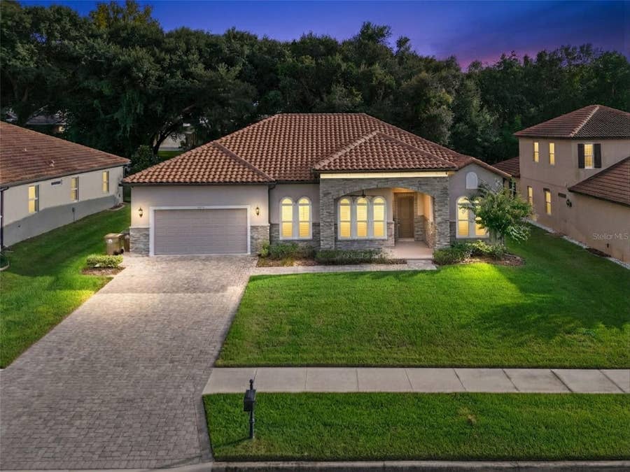 Property photo for 12919 BRUNELLO CIR, Clermont, FL
