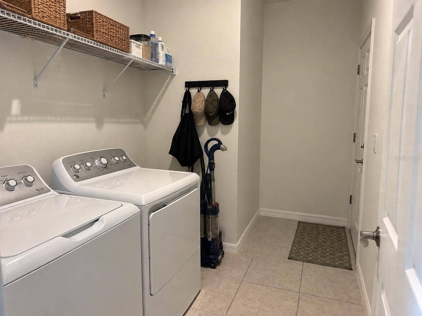 396 HELMSMAN AVENUE, Mascotte, FL 34753 396 HELMSMAN AVENUE, Mascotte, FL 34753