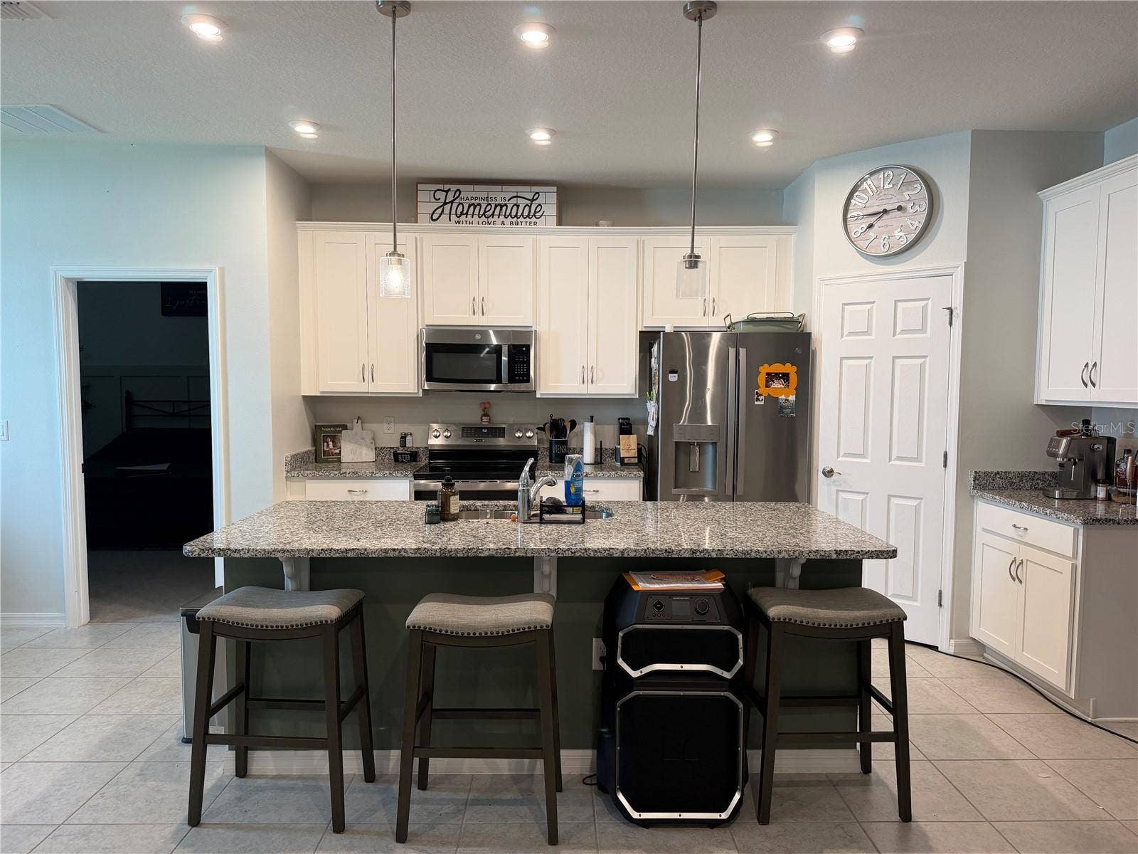 396 HELMSMAN AVENUE, Mascotte, FL 34753 396 HELMSMAN AVENUE, Mascotte, FL 34753
