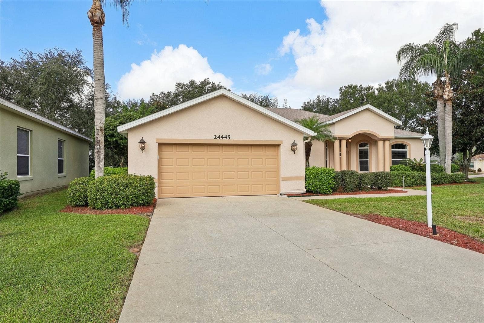 24445 MADEWOOD AVENUE, Leesburg, FL 34748 24445 MADEWOOD AVENUE, Leesburg, FL 34748