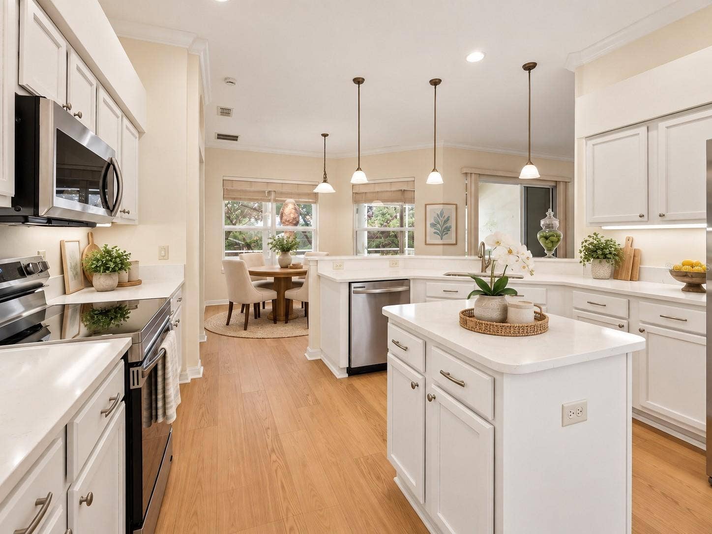 24445 MADEWOOD AVENUE, Leesburg, FL 34748 Virtual - Kitchen