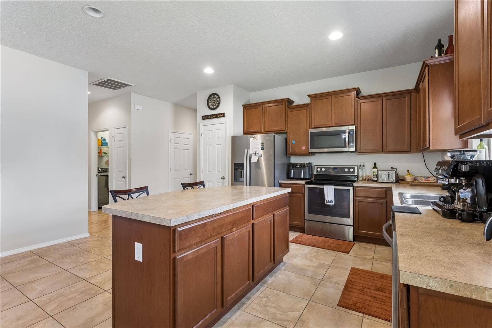 30022 DONNINGTON LOOP, Mount Dora, FL 32757 Lots of cabinet storage