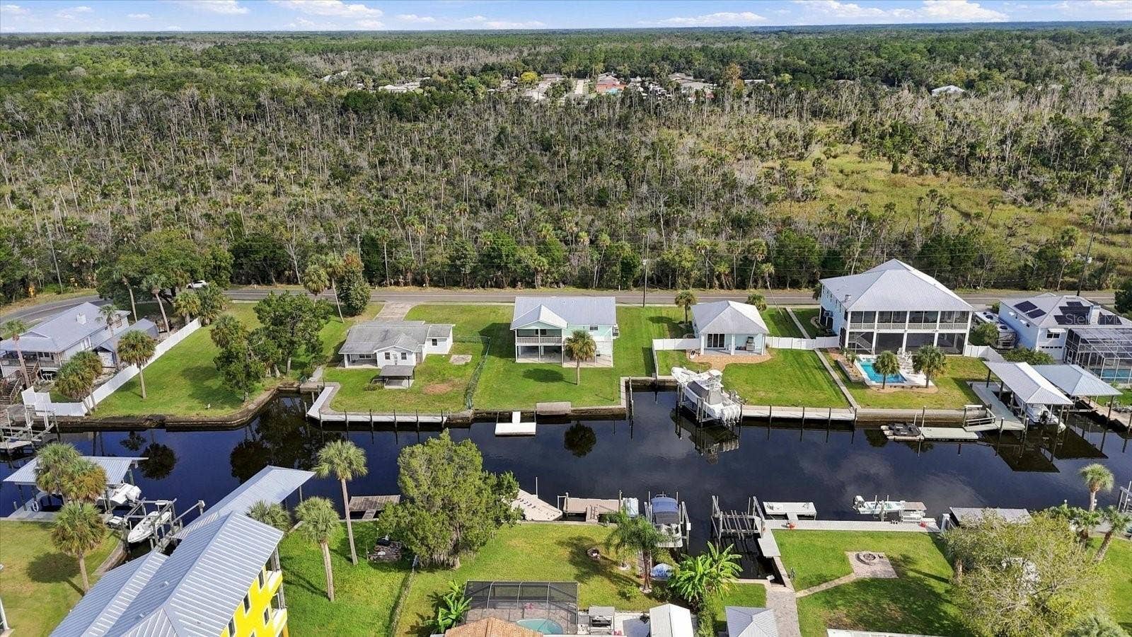 2060 NW 19TH STREET, Crystal River, FL 34428 2060 NW 19TH STREET, Crystal River, FL 34428