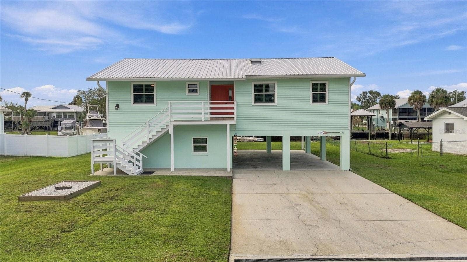 2060 NW 19TH STREET, Crystal River, FL 34428 2060 NW 19TH STREET, Crystal River, FL 34428