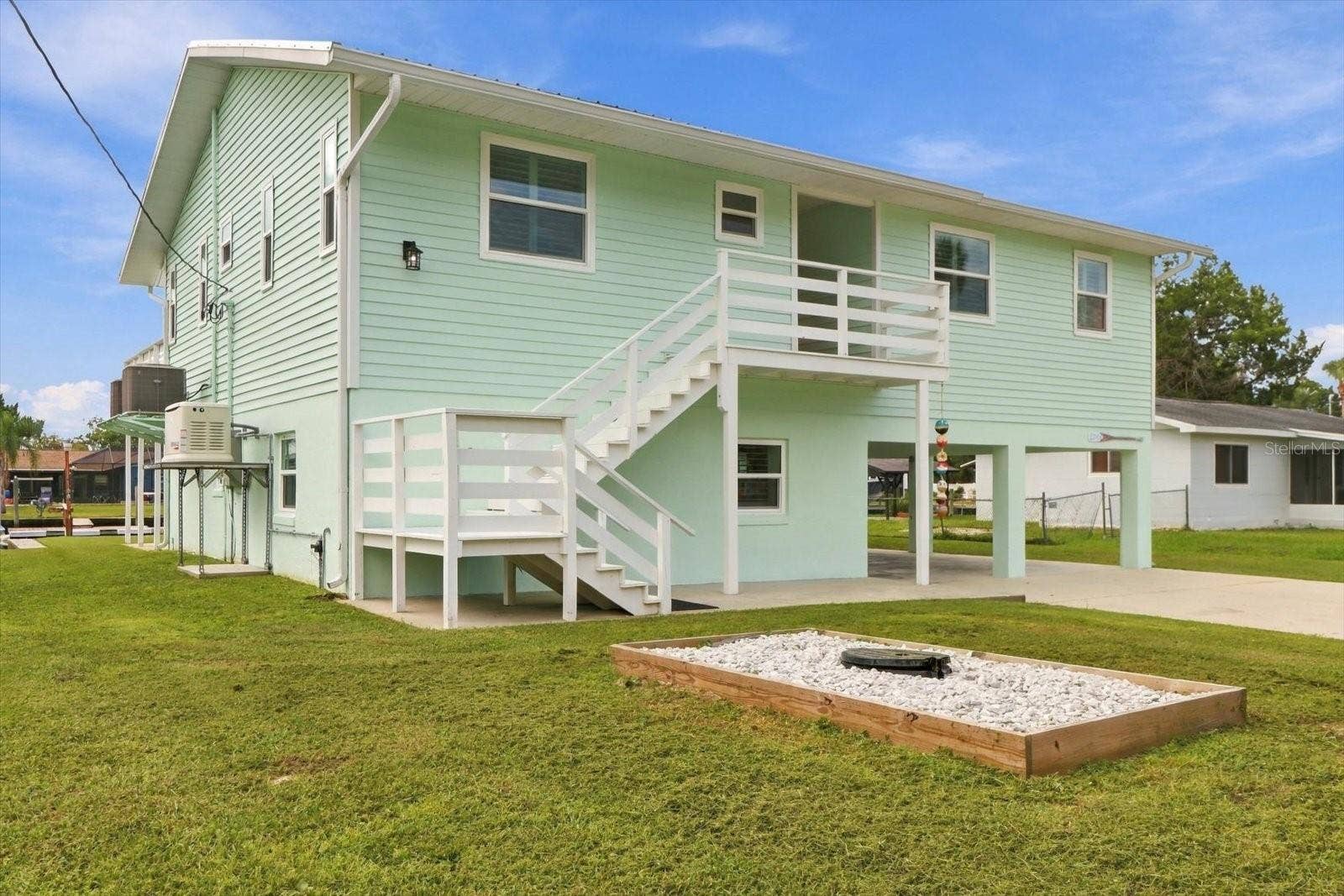 2060 NW 19TH STREET, Crystal River, FL 34428 2060 NW 19TH STREET, Crystal River, FL 34428