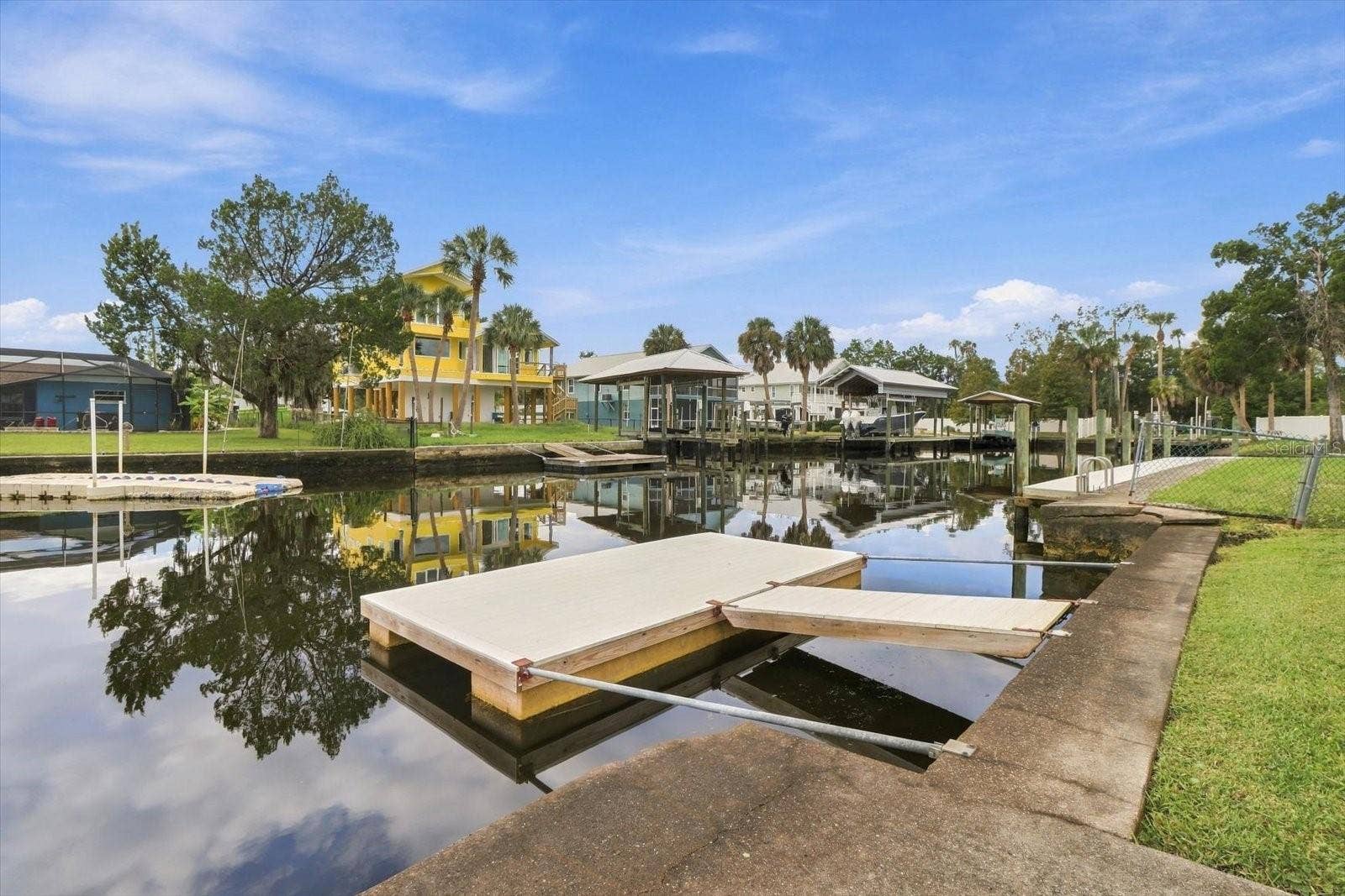 2060 NW 19TH STREET, Crystal River, FL 34428 2060 NW 19TH STREET, Crystal River, FL 34428