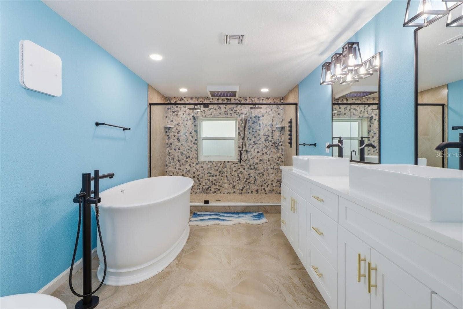 2060 NW 19TH STREET, Crystal River, FL 34428 2060 NW 19TH STREET, Crystal River, FL 34428