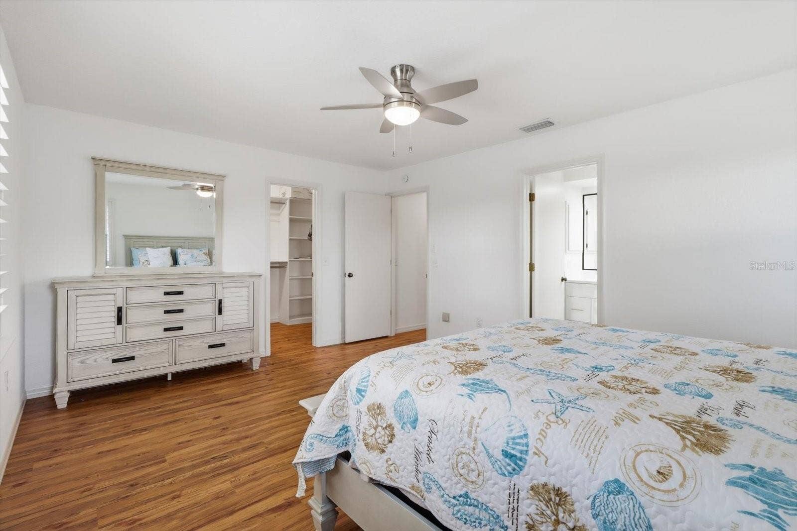 2060 NW 19TH STREET, Crystal River, FL 34428 2060 NW 19TH STREET, Crystal River, FL 34428